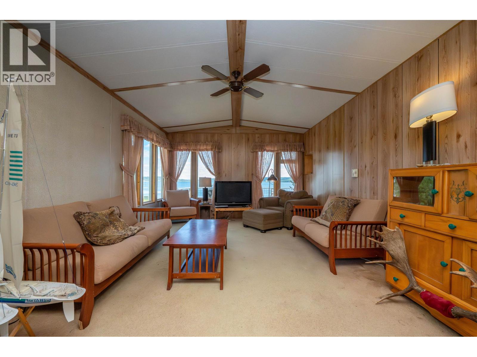 3918 Puntzi Lake Road Property Photo 11