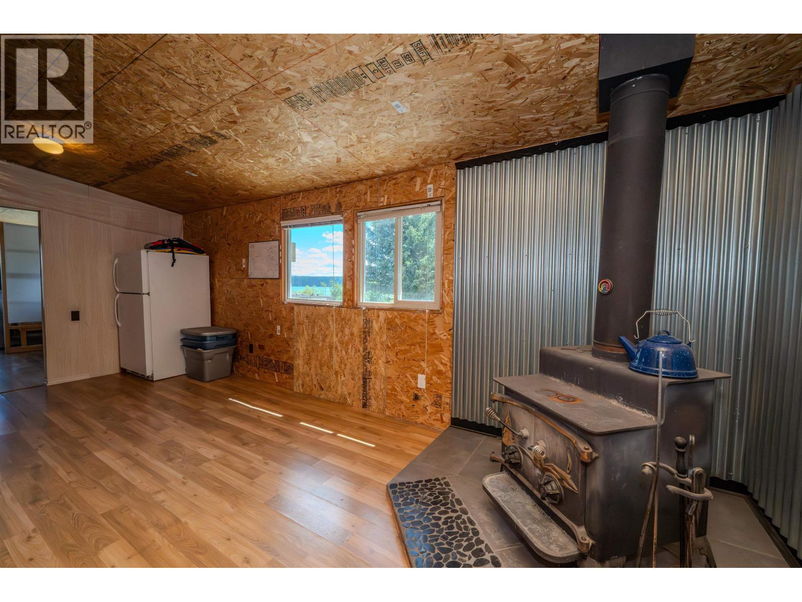 3918 Puntzi Lake Road Property Photo 17