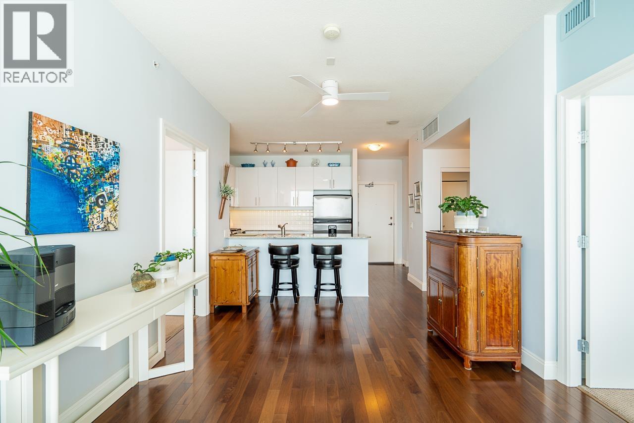 1503 138 E Esplanade Avenue Property Photo 11