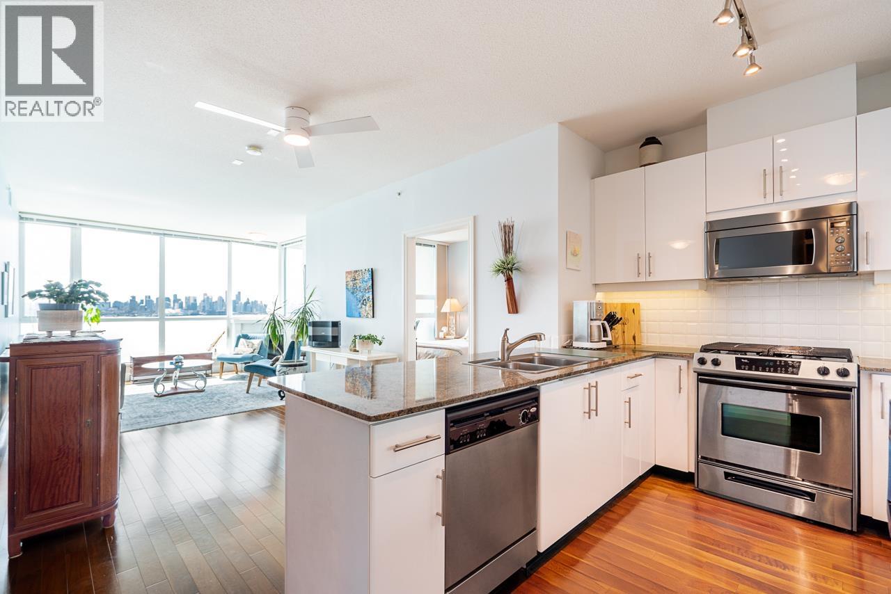 1503 138 E Esplanade Avenue Property Photo 14