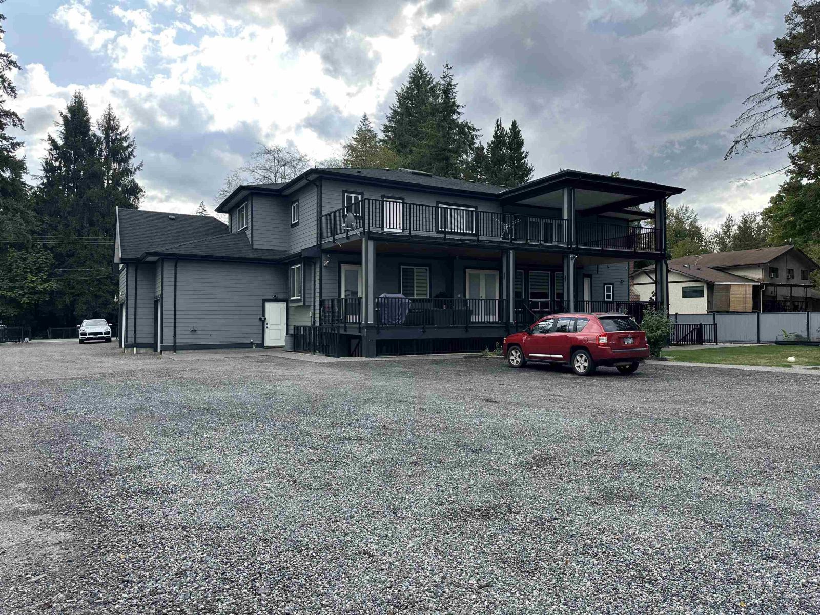 17761 96 Avenue Property Photo 8