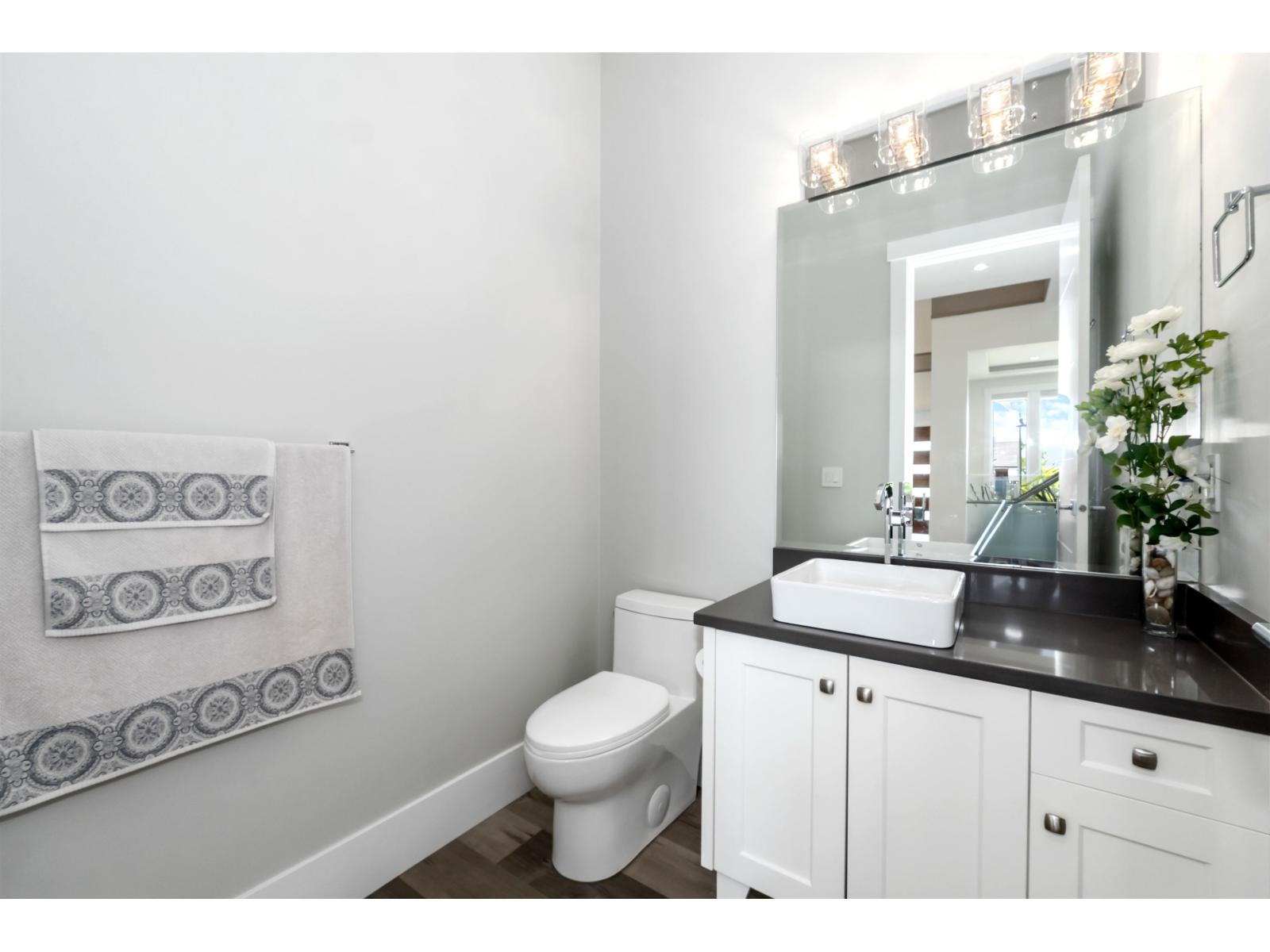 16345 59 Avenue Property Photo 22