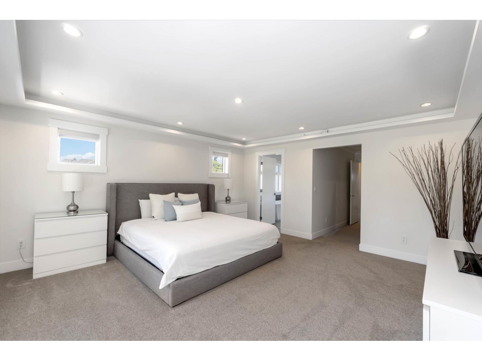 16345 59 Avenue Property Photo 31