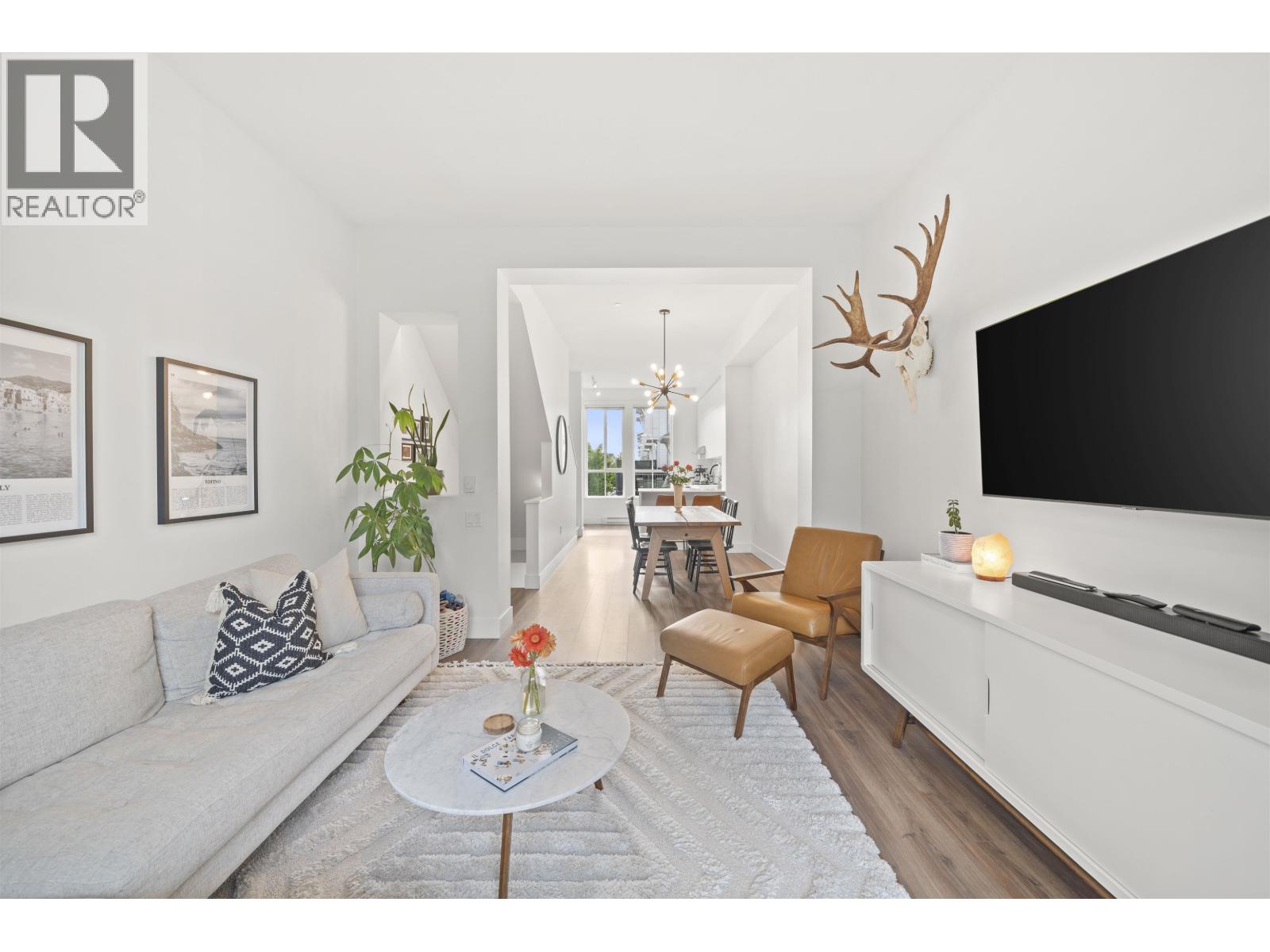 46 4656 Orca Way Property Photo 10