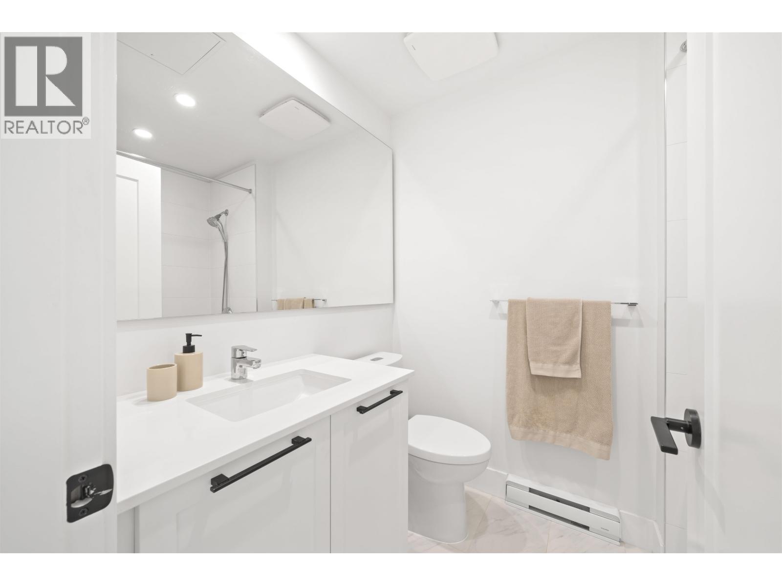 46 4656 Orca Way Property Photo 25