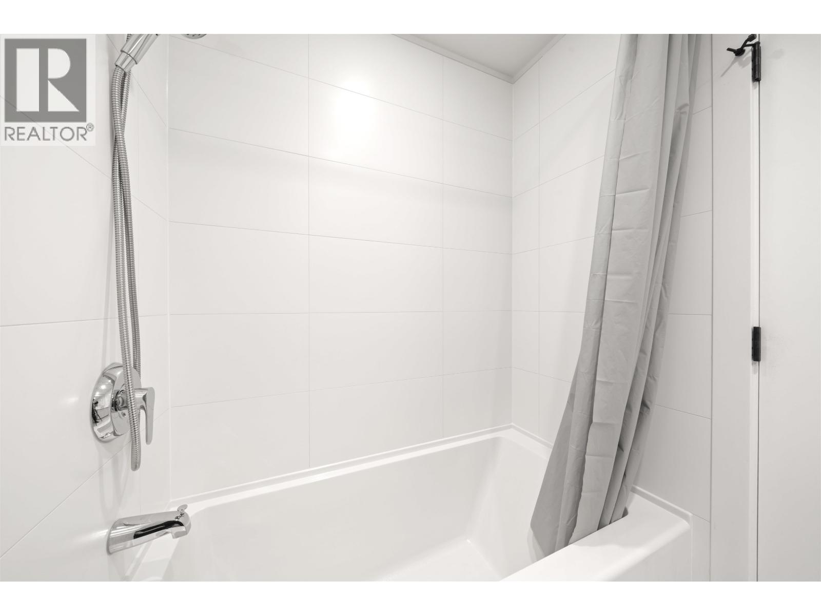 46 4656 Orca Way Property Photo 26