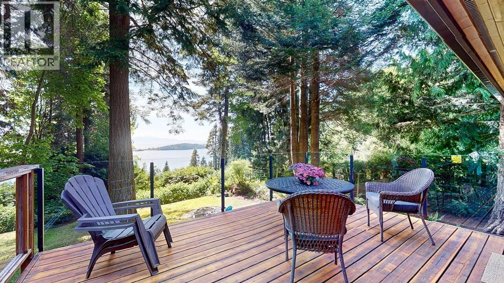 8115 Redrooffs Road Property Photo 27