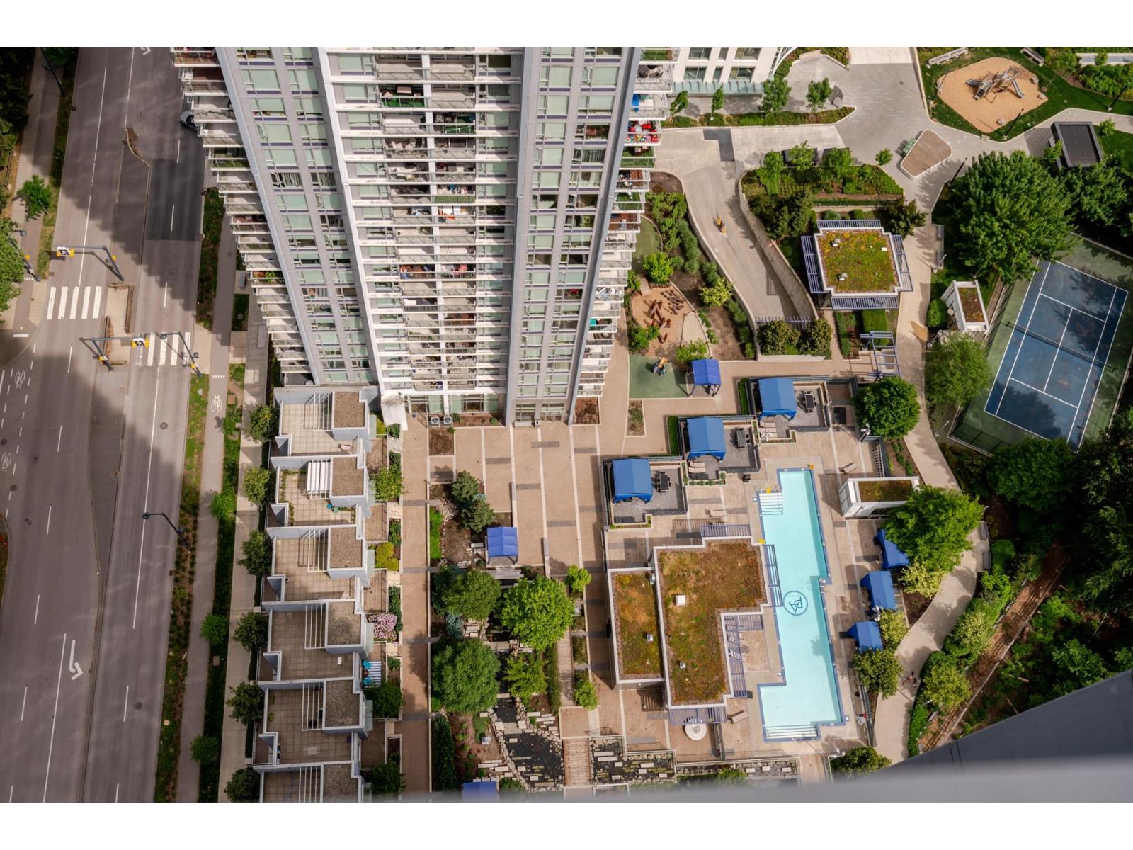 4701 13696 100 Avenue Property Photo 13