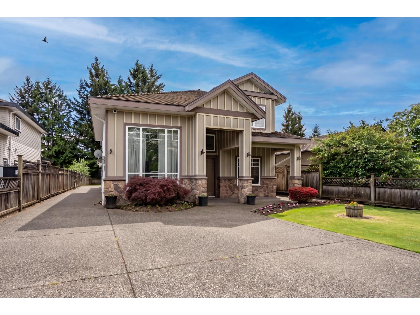 11632 82 Avenue Property Photo 3