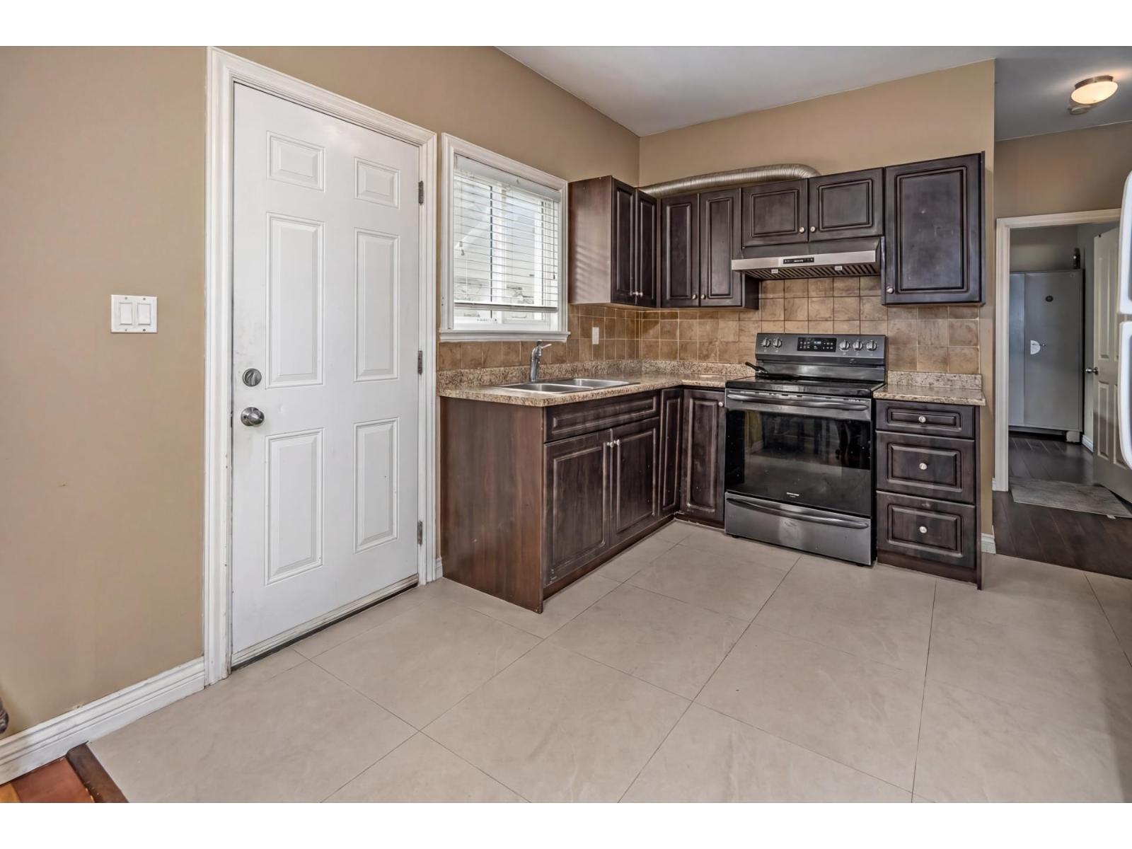 11632 82 Avenue Property Photo 27