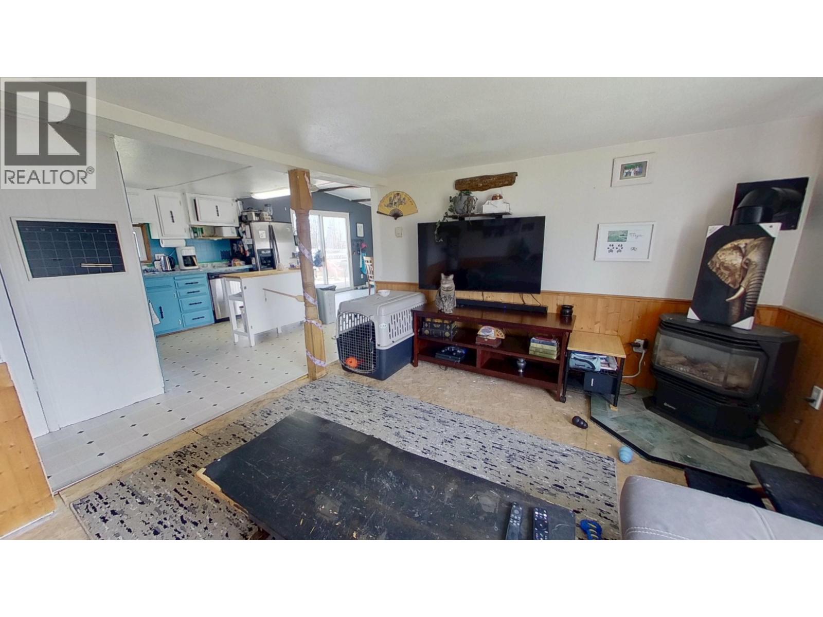 12282 Cottonwood Avenue Property Photo 9
