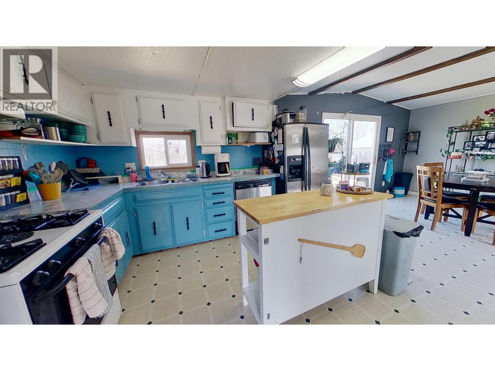 12282 Cottonwood Avenue Property Photo 12
