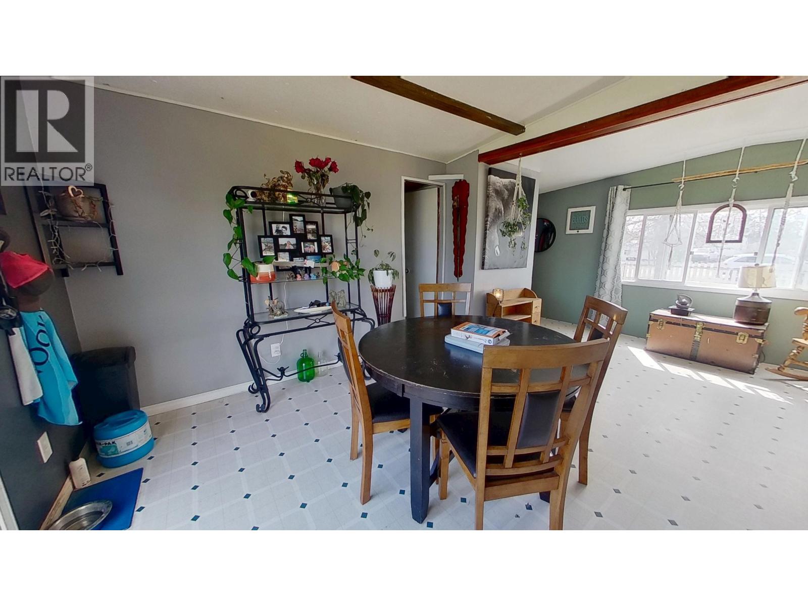 12282 Cottonwood Avenue Property Photo 15