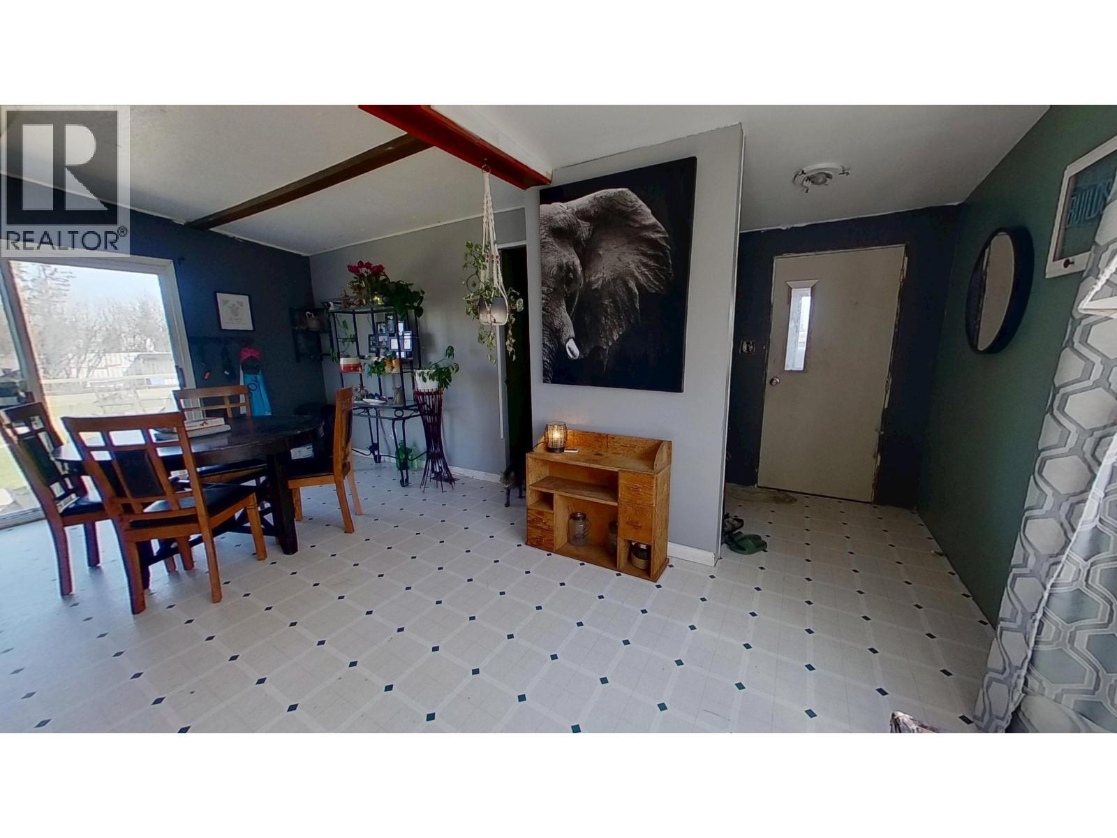 12282 Cottonwood Avenue Property Photo 18