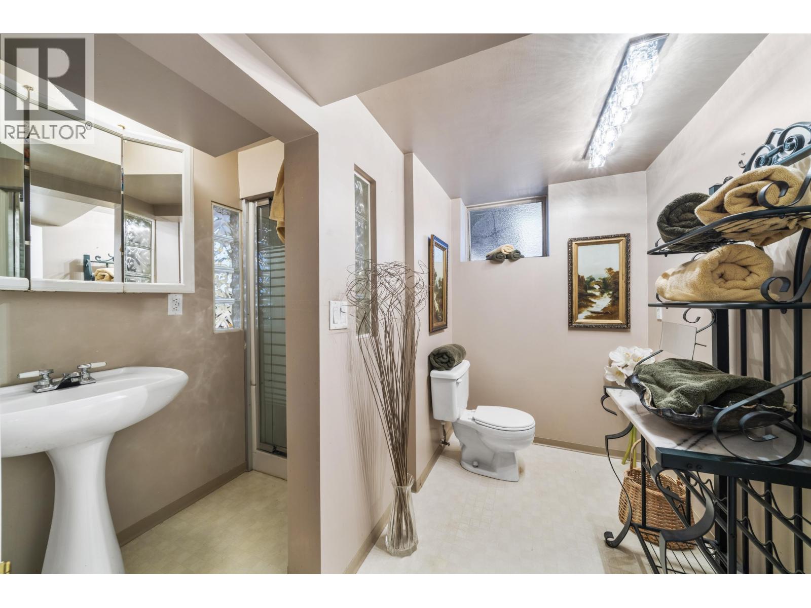 605 Victor Street Property Photo 19