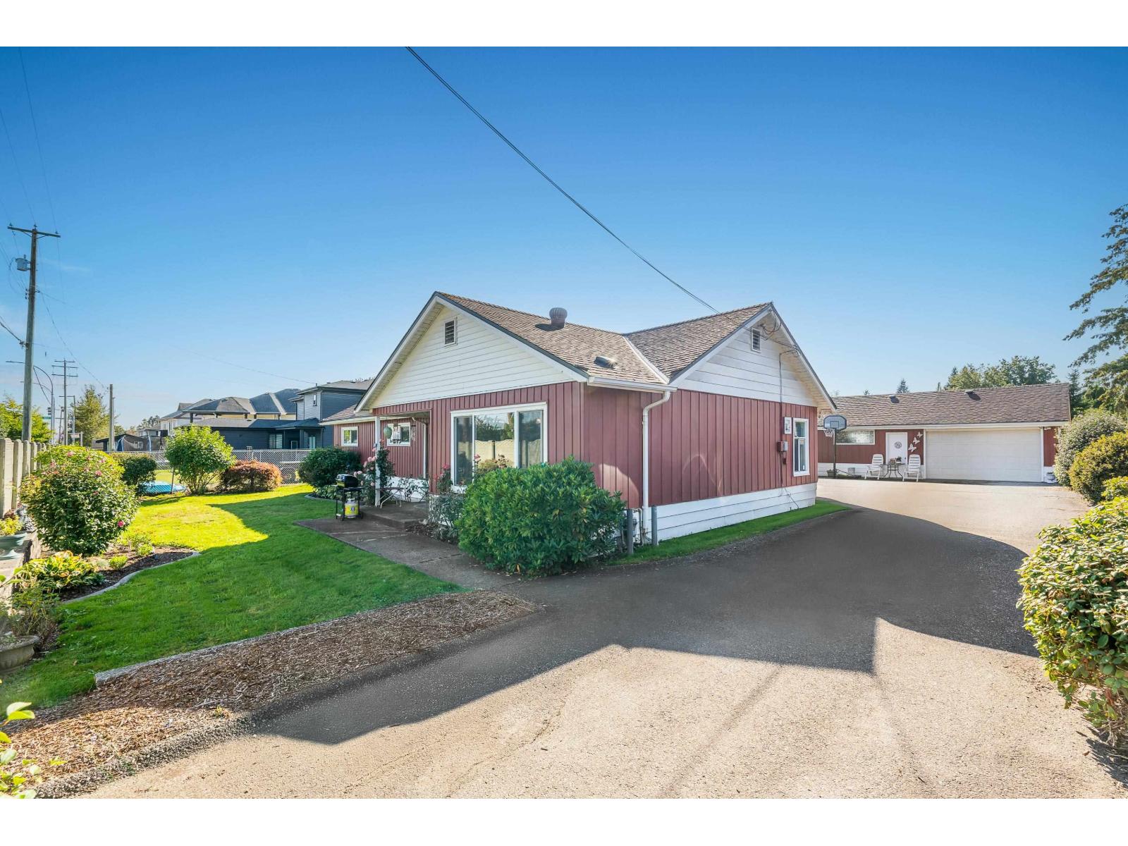 6282 175B STREET Property Photo 1