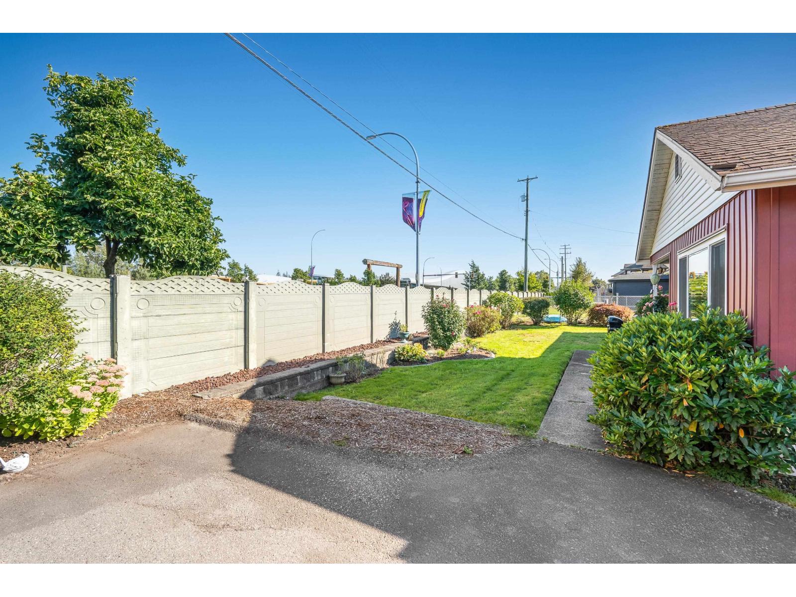 6282 175b Street Property Photo 28