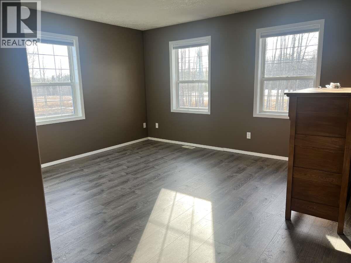 2654 Stenset Road Property Photo 20