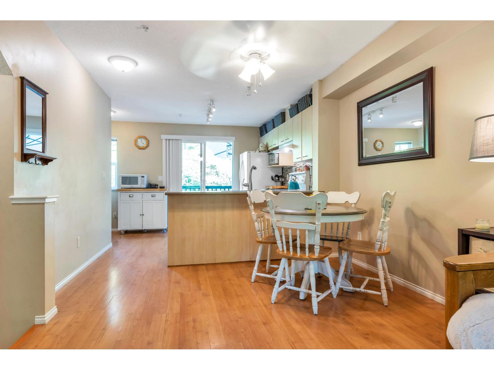 30 20176 68 Avenue Property Photo 6