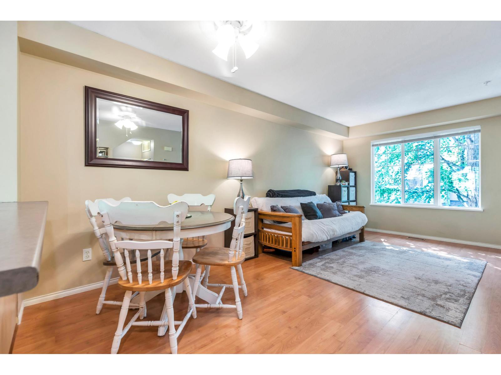 30 20176 68 Avenue Property Photo 8