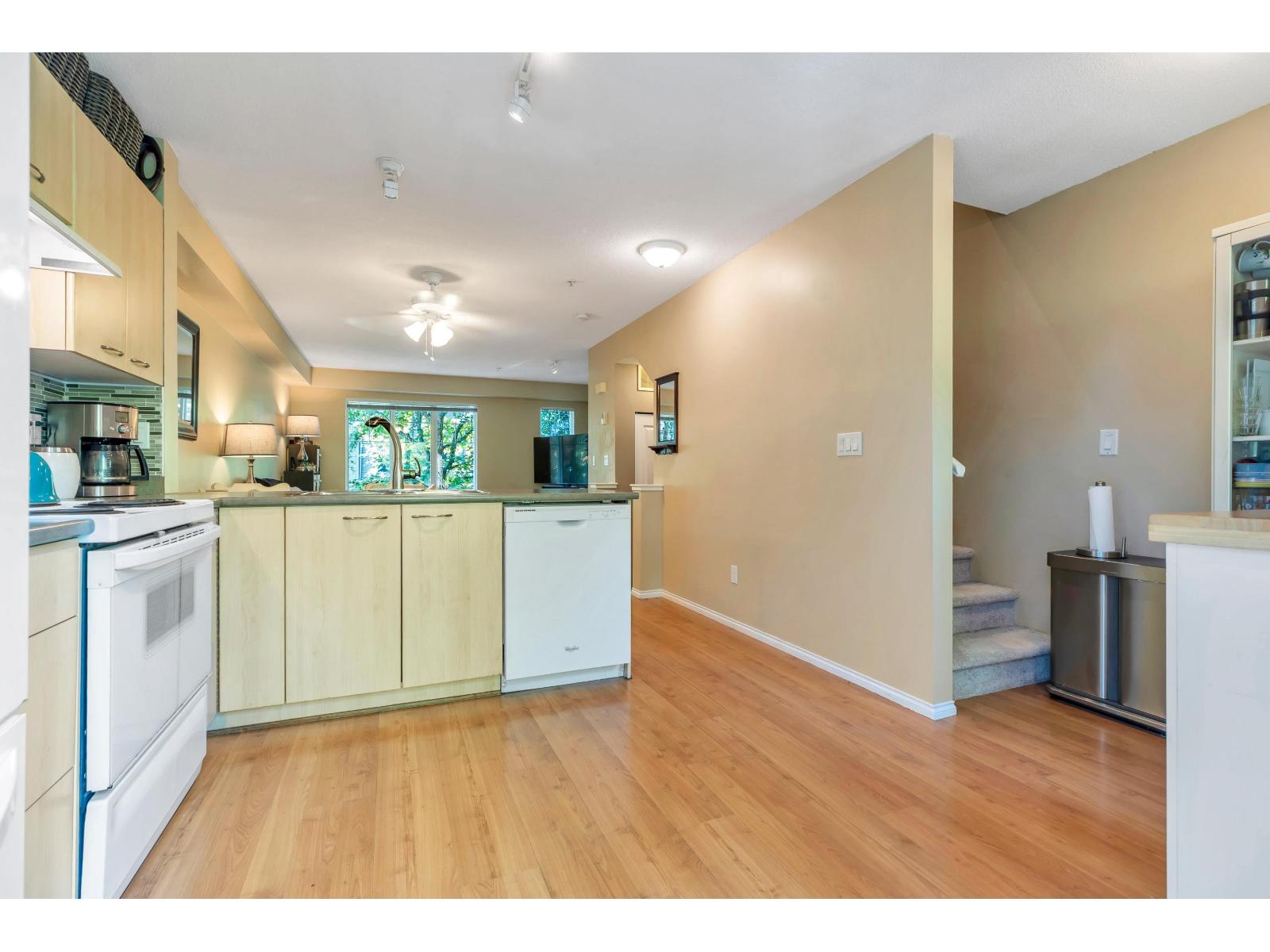 30 20176 68 Avenue Property Photo 11