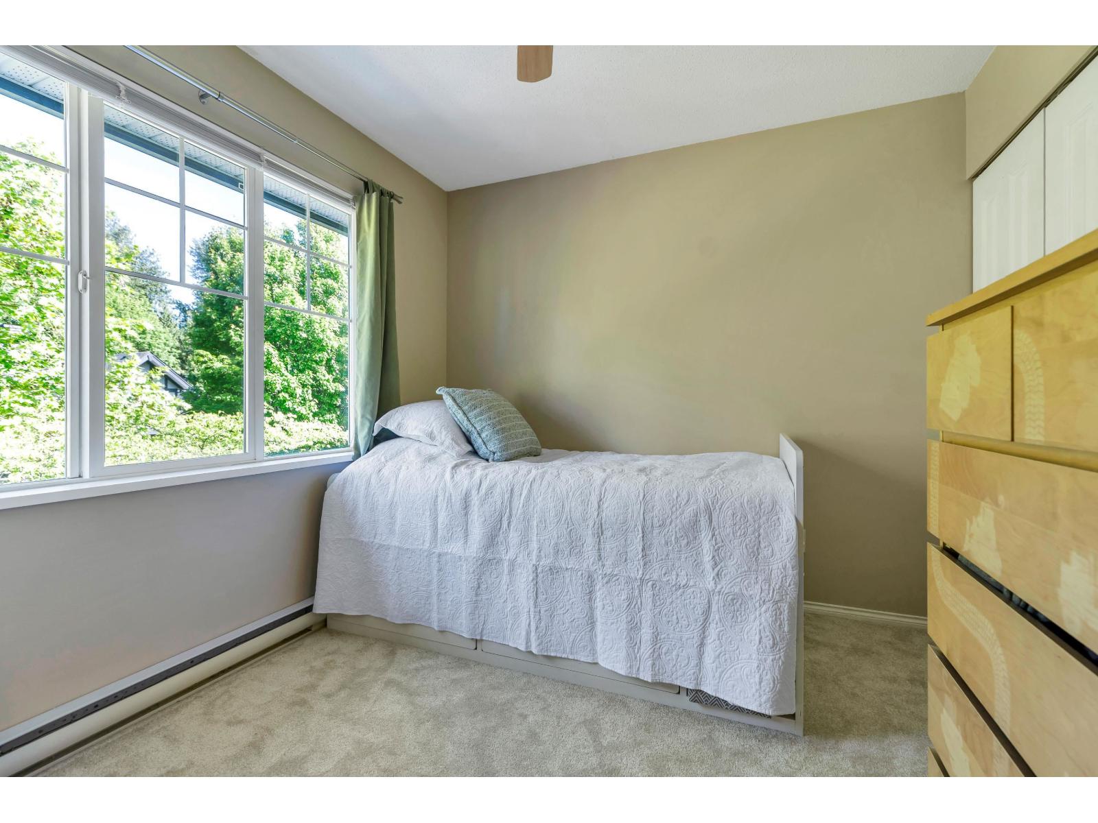 30 20176 68 Avenue Property Photo 16
