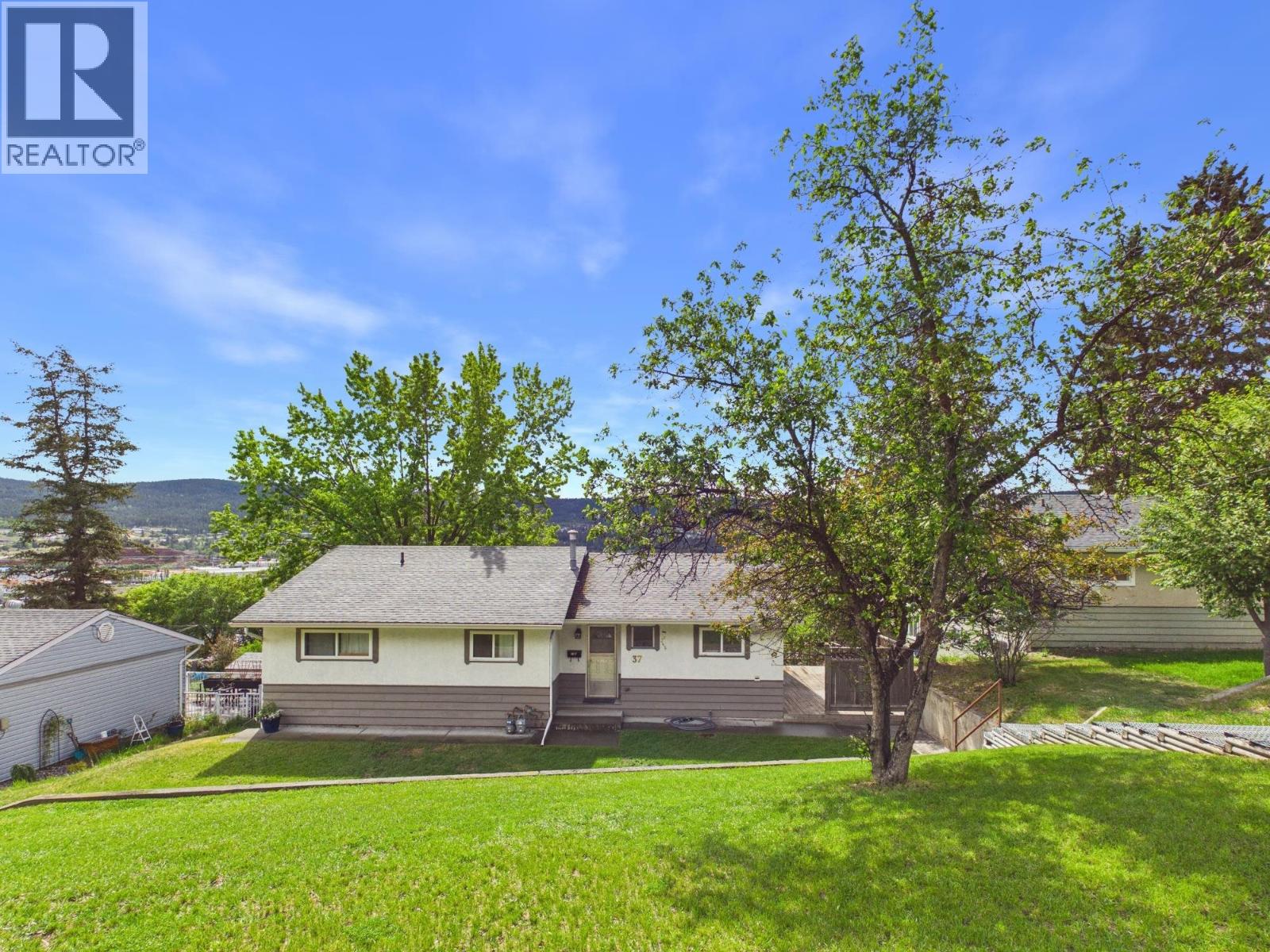37 WINDMILL CRESCENT