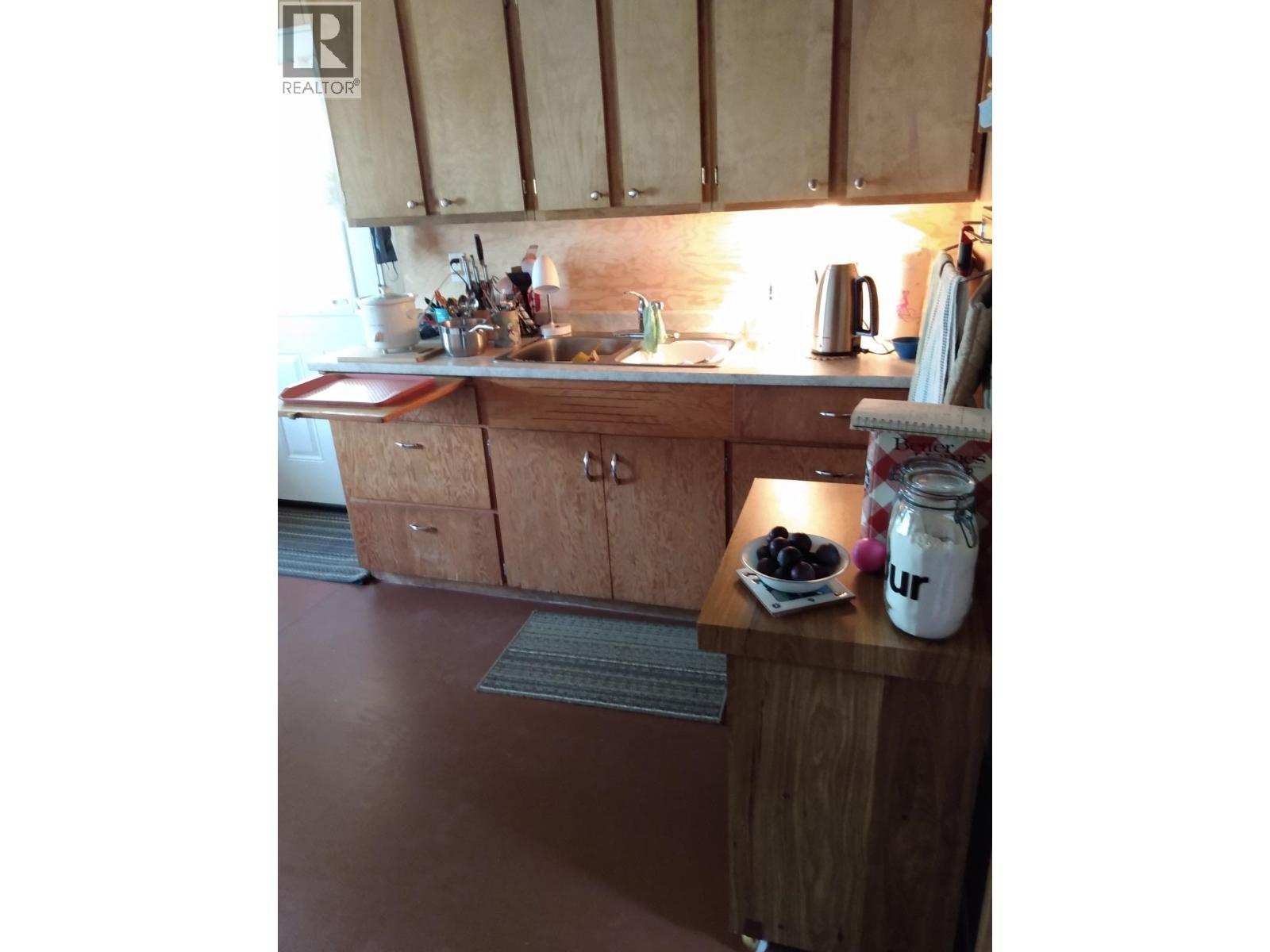 1903 Otter Road Property Photo 13