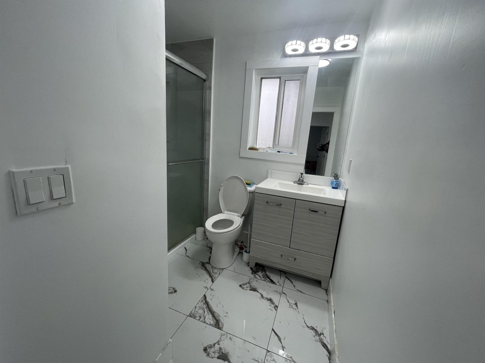 10618 141 Street Property Photo 12
