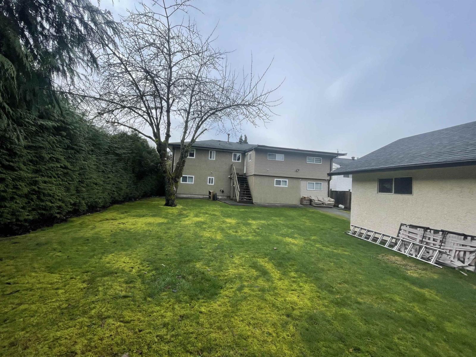 10618 141 Street Property Photo 32