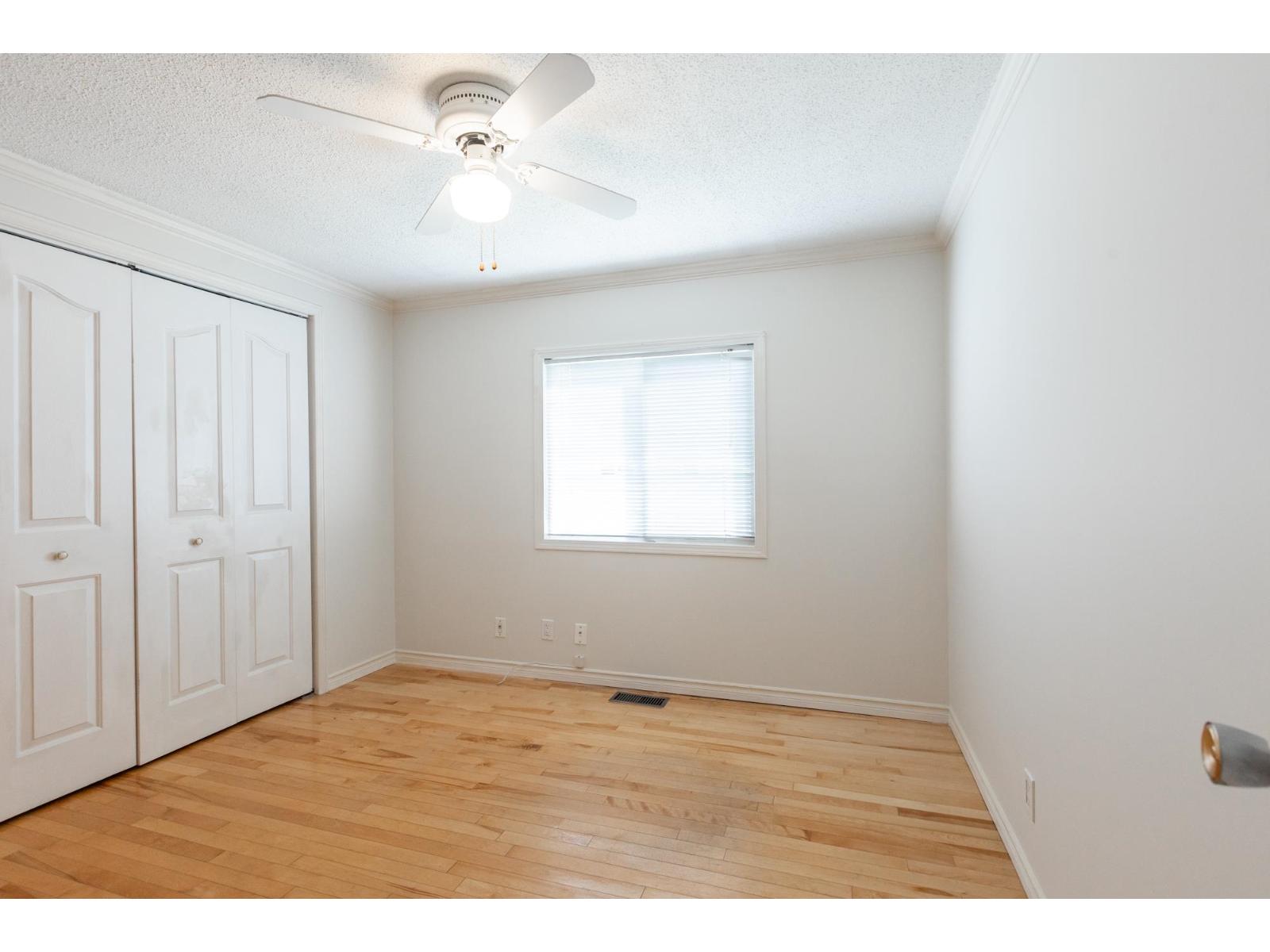 4 23387 70a Avenue Property Photo 16