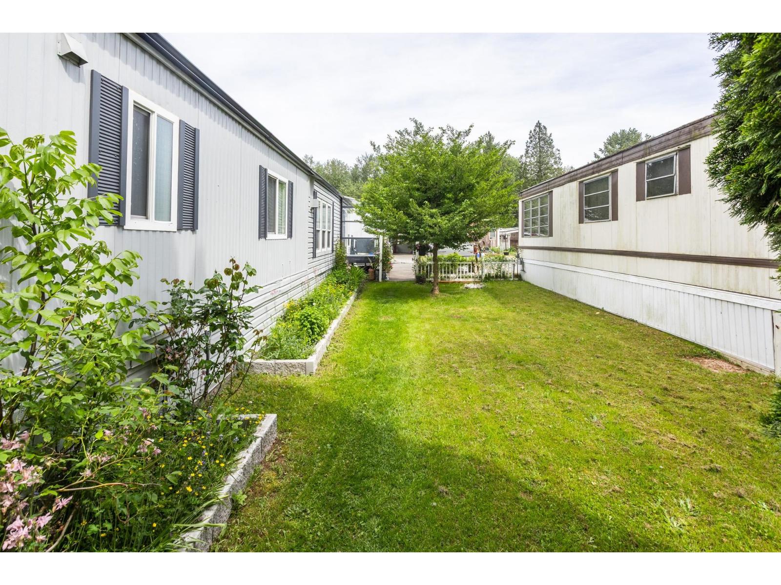4 23387 70a Avenue Property Photo 23