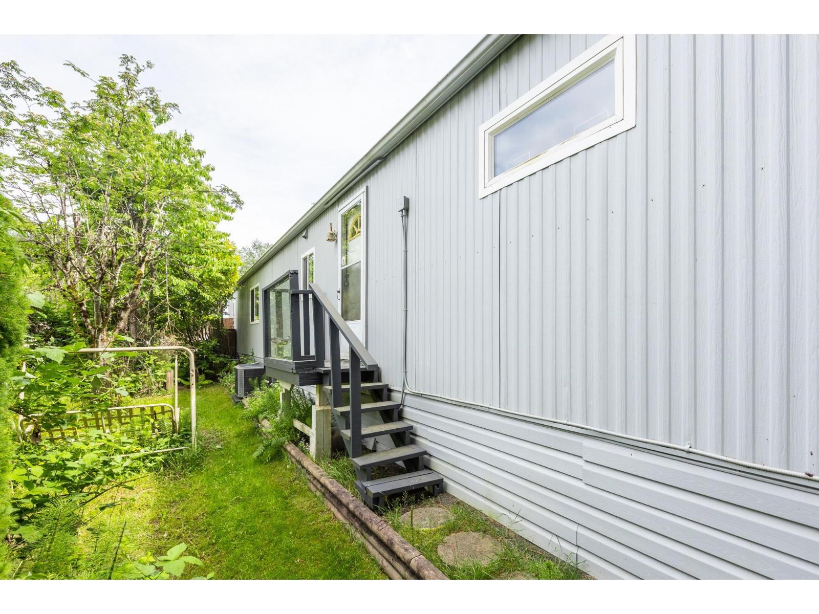 4 23387 70a Avenue Property Photo 31