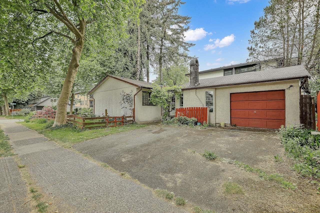 9002 Ben Nevis Crescent Property Photo 5