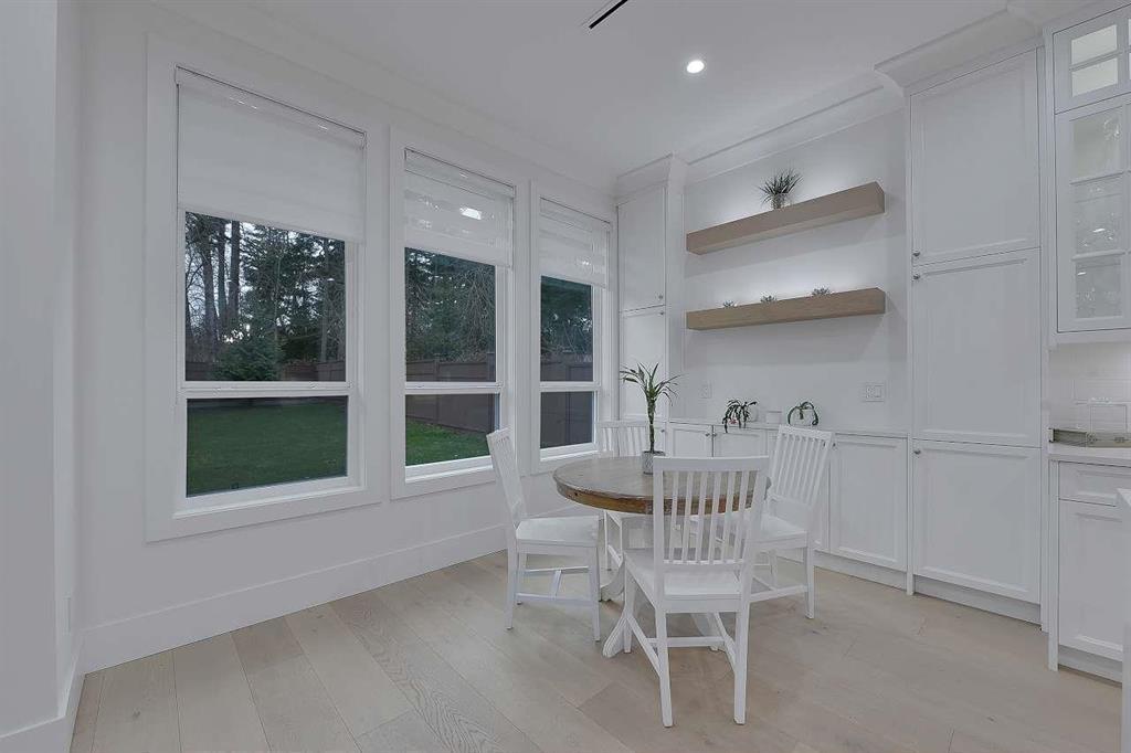 2071 156 Street Property Photo 7