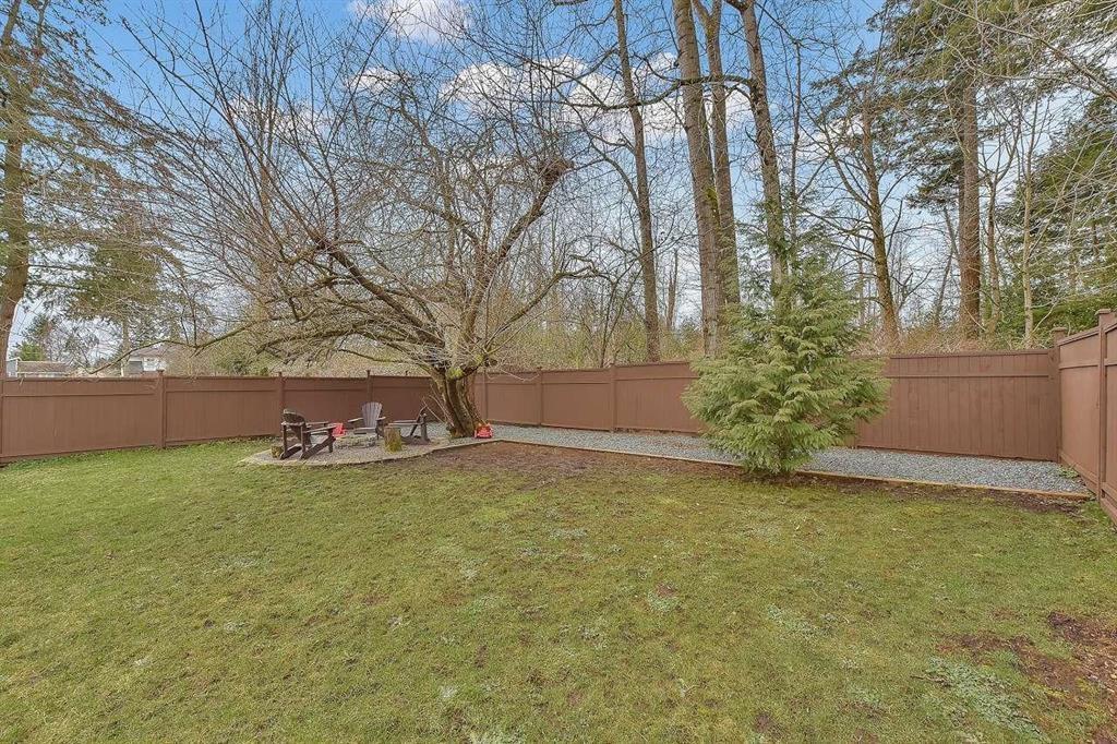2071 156 Street Property Photo 28