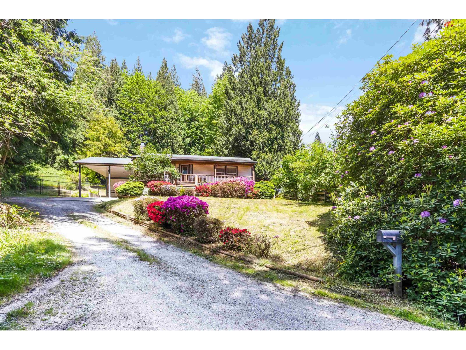 31747 Viewcrest Avenue Property Photo 2