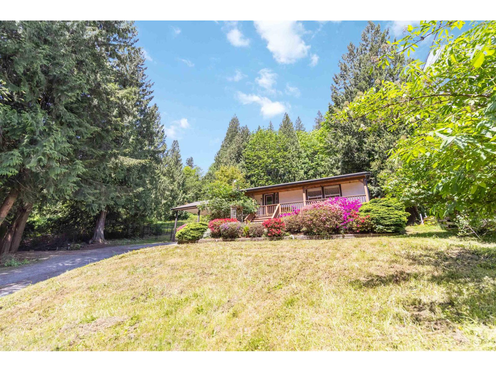 31747 Viewcrest Avenue Property Photo 3