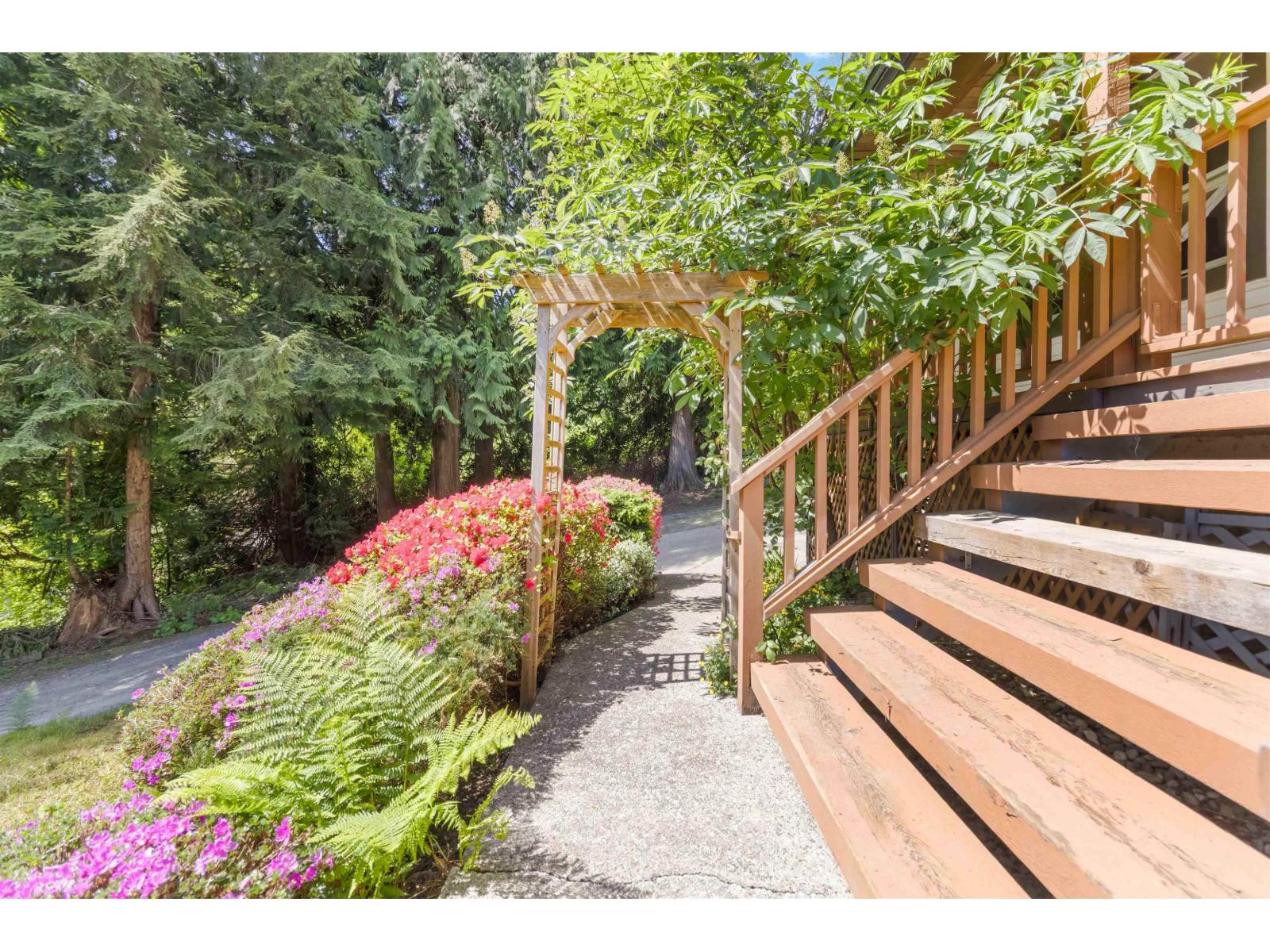 31747 Viewcrest Avenue Property Photo 26