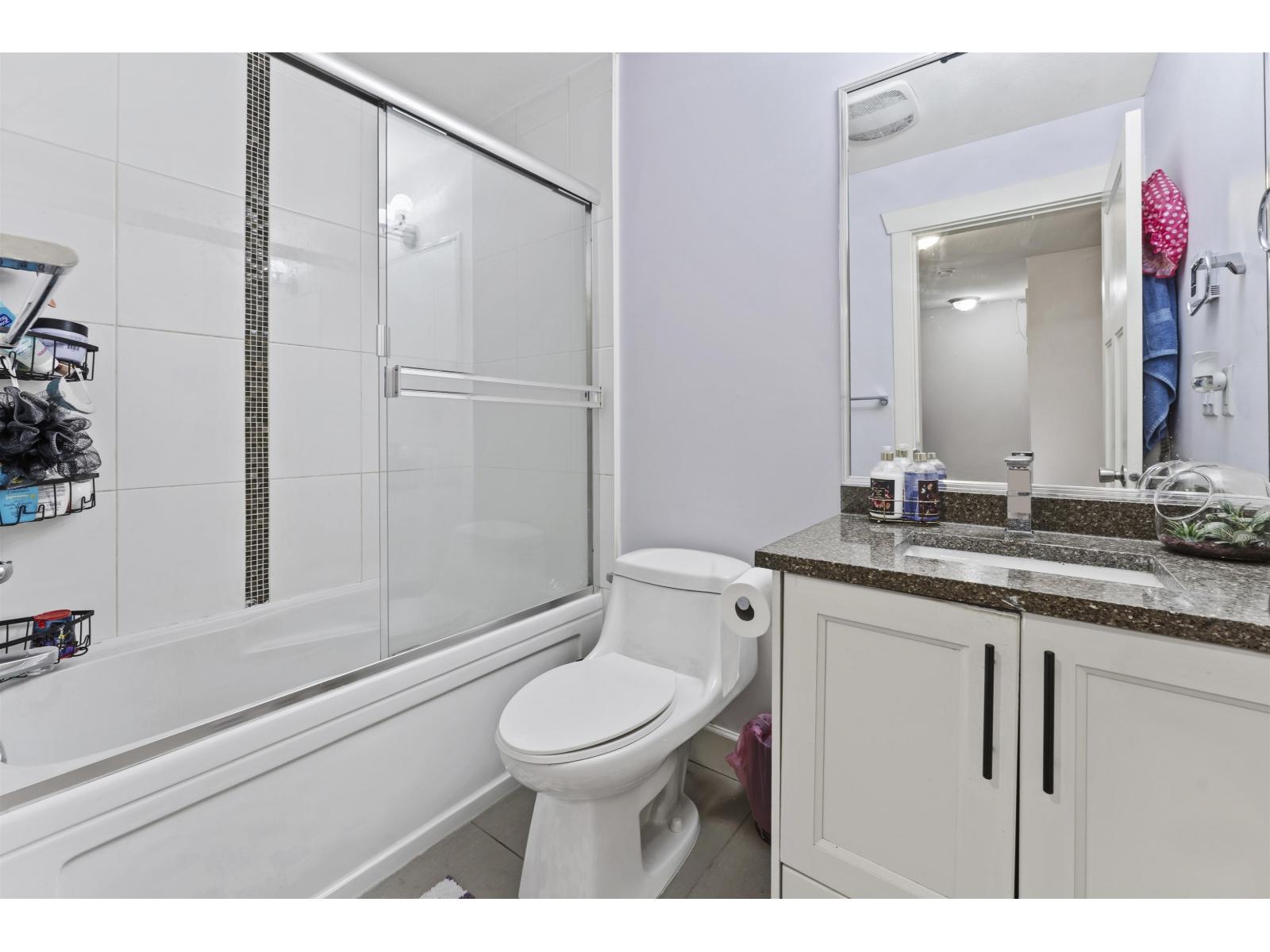 7 14338 103 Avenue Property Photo 20