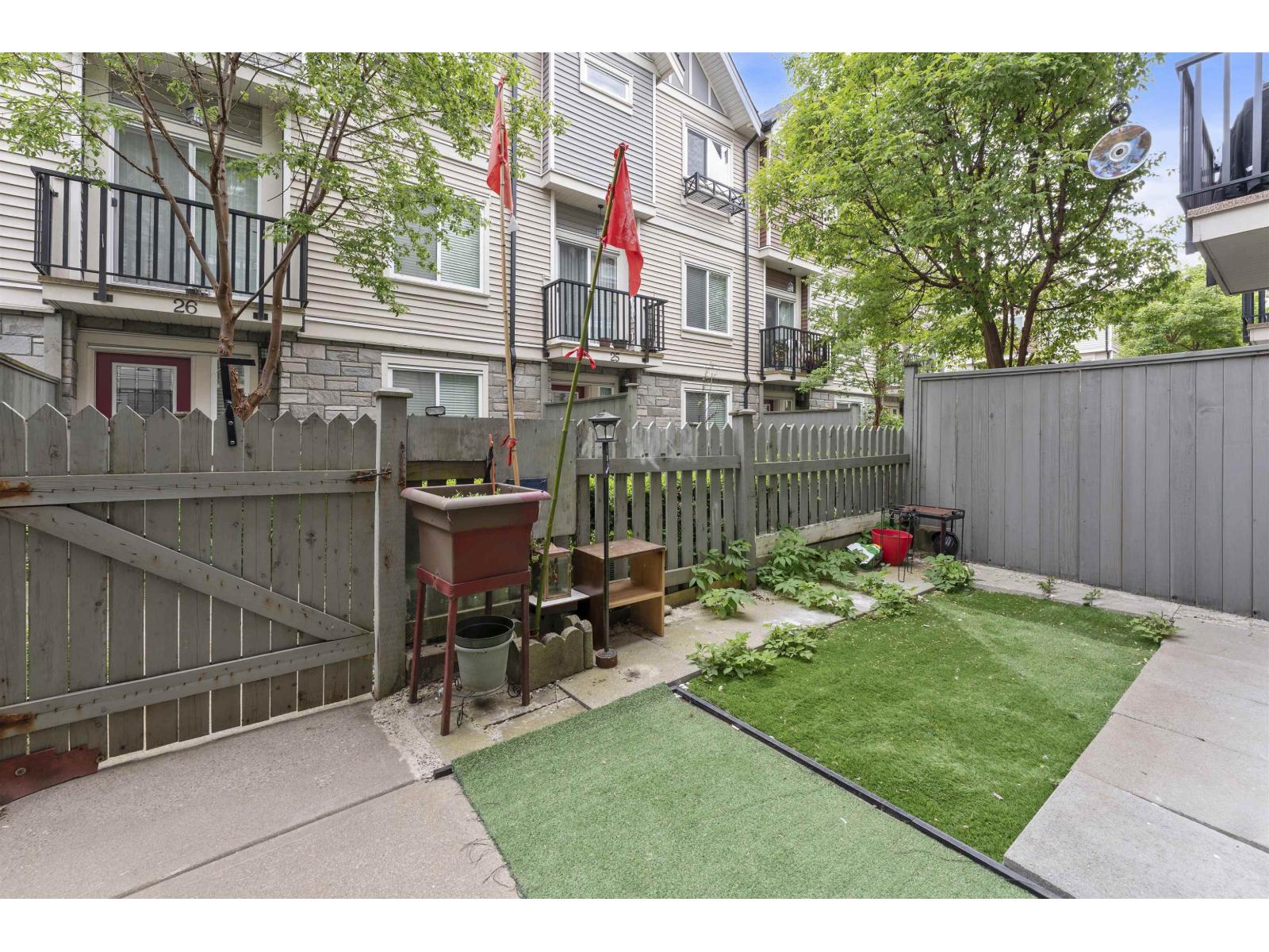 7 14338 103 Avenue Property Photo 30