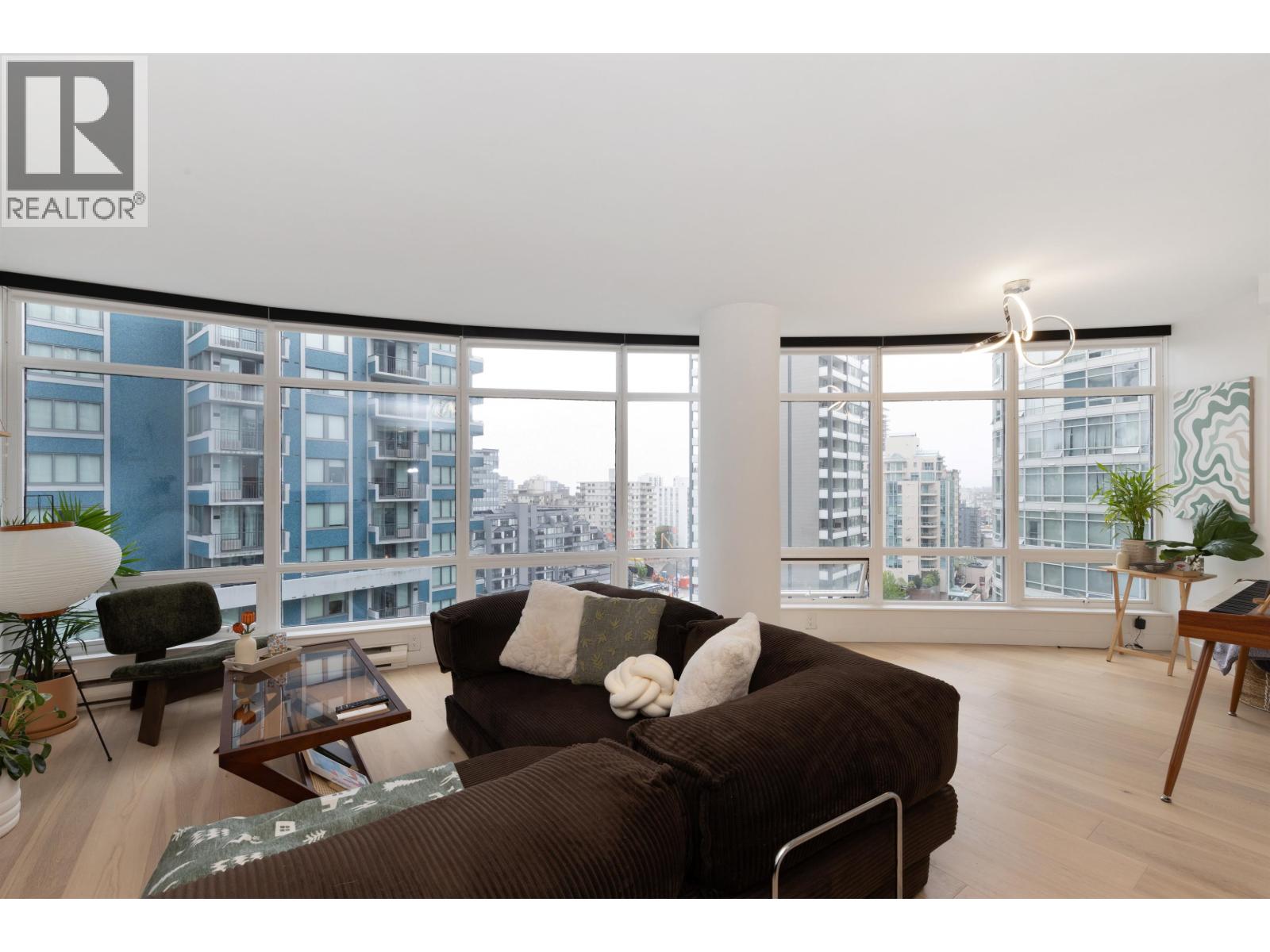 1203 1200 Alberni Street Property Photo 3