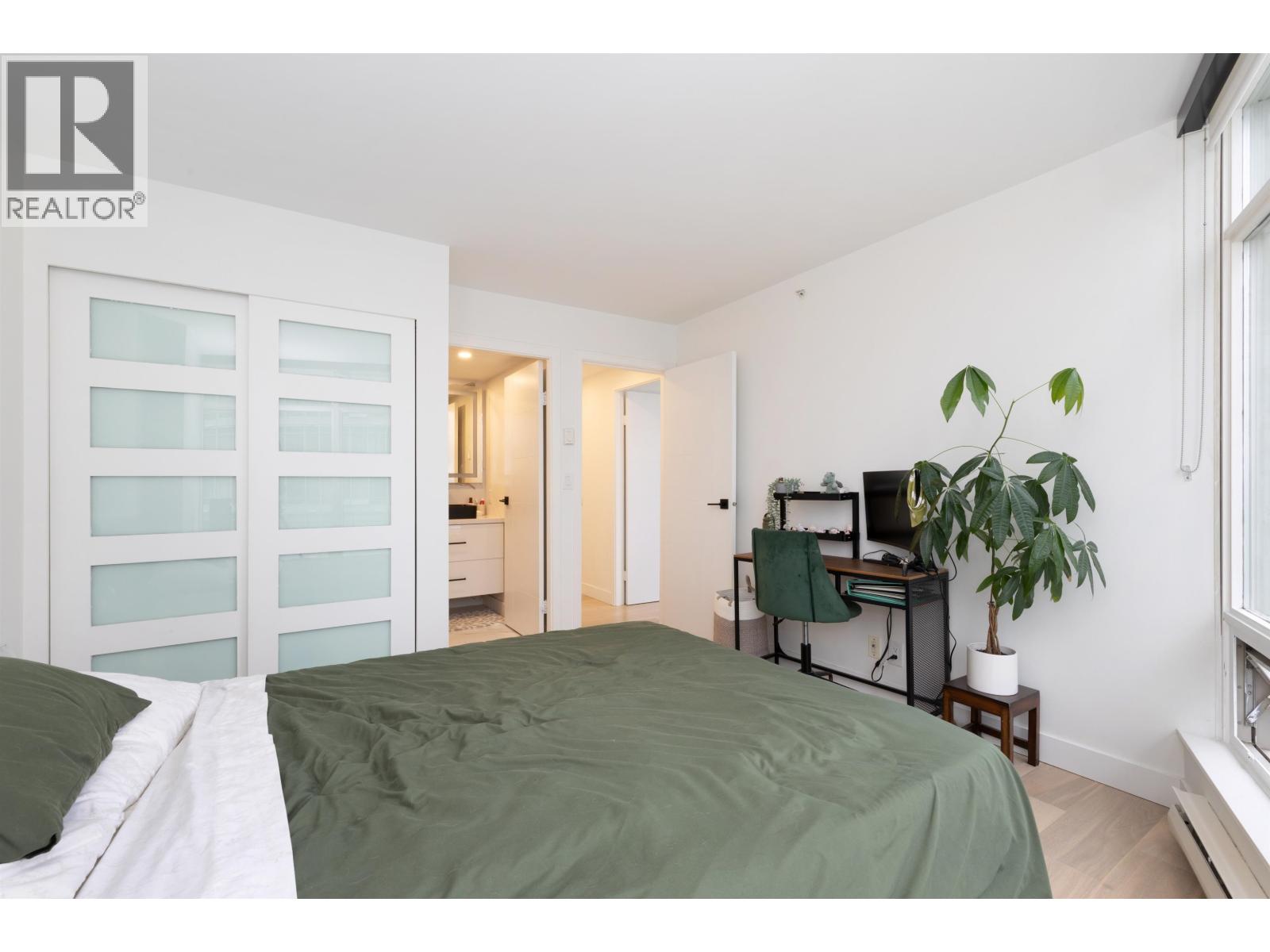 1203 1200 Alberni Street Property Photo 13