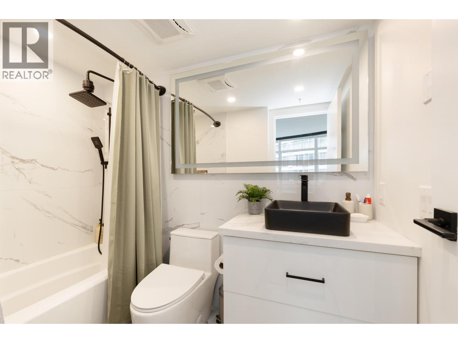 1203 1200 Alberni Street Property Photo 14