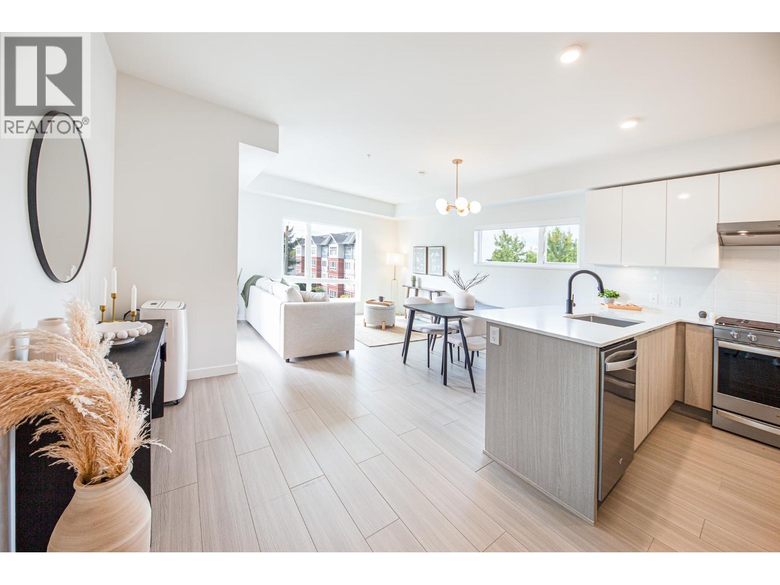 202 2277 Hawthorne Avenue Property Photo 16