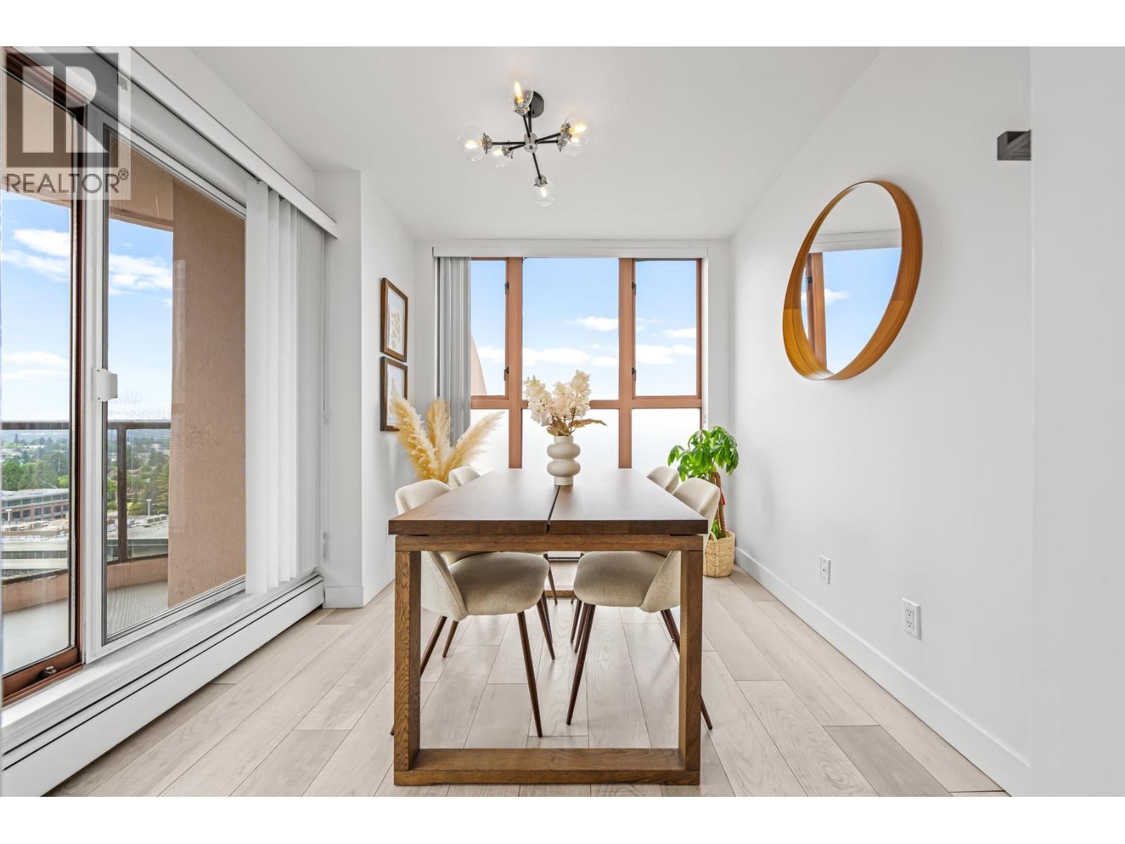 1705 612 Fifth Avenue Property Photo 10
