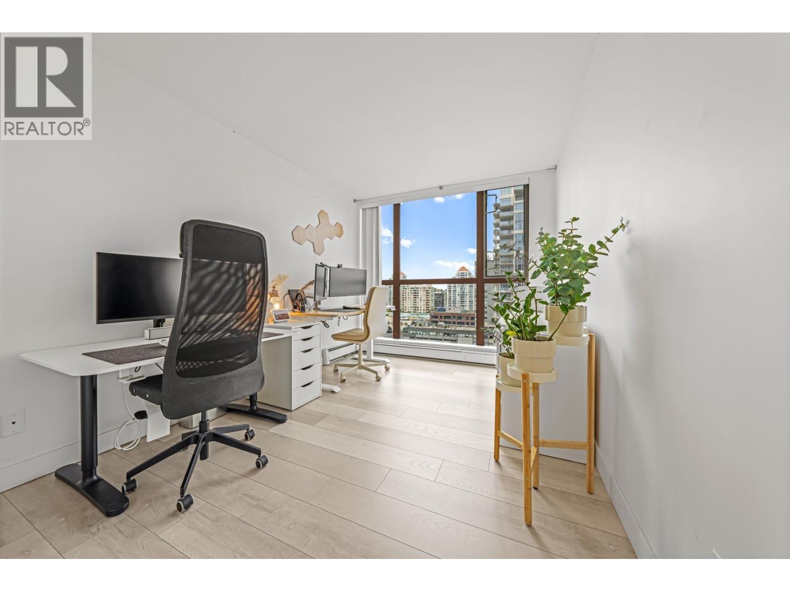 1705 612 Fifth Avenue Property Photo 13