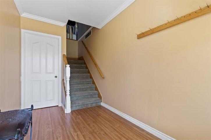 14271 67 Avenue Property Photo 3