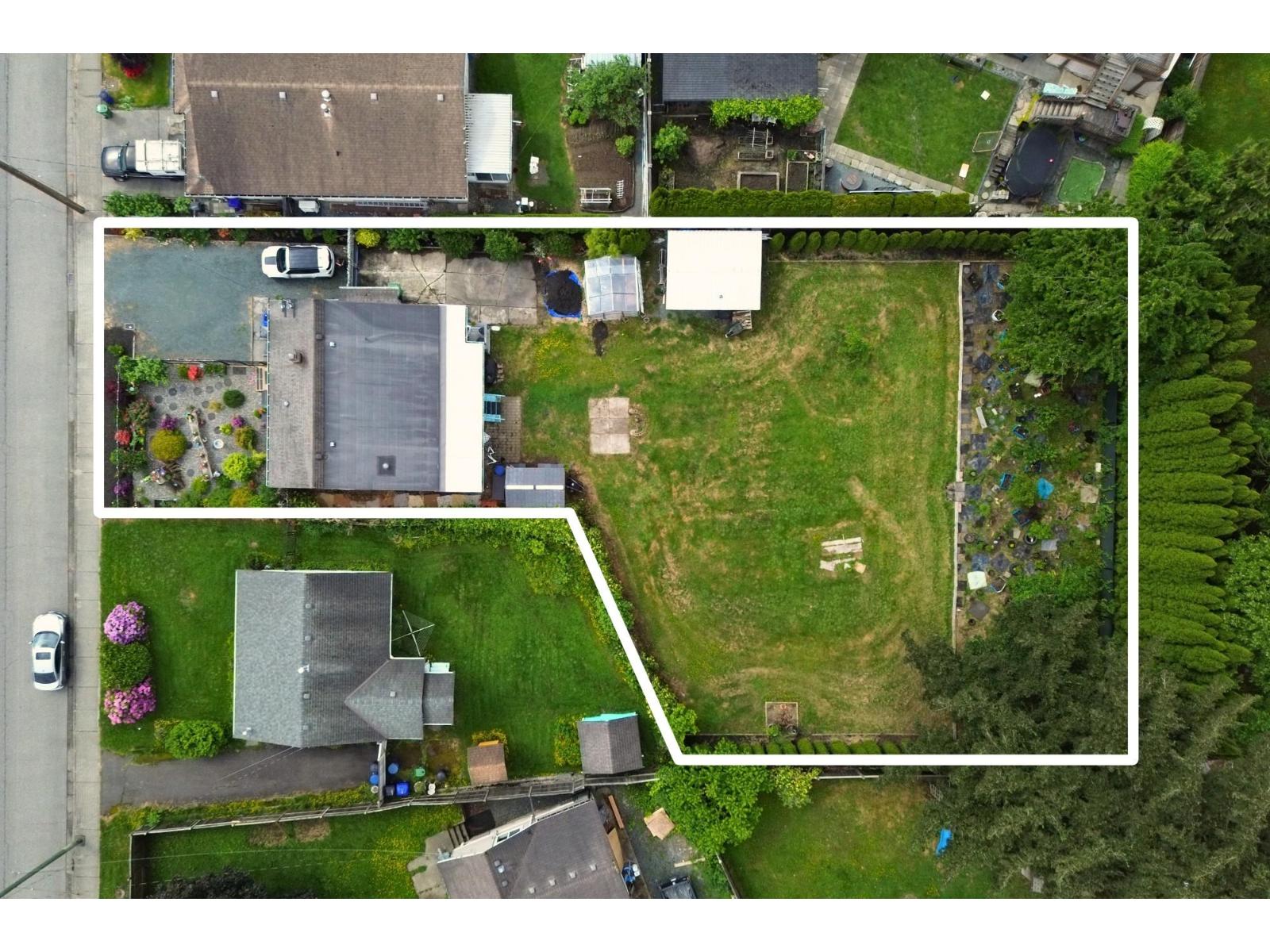 45573 Wellington Avenue Property Photo 2