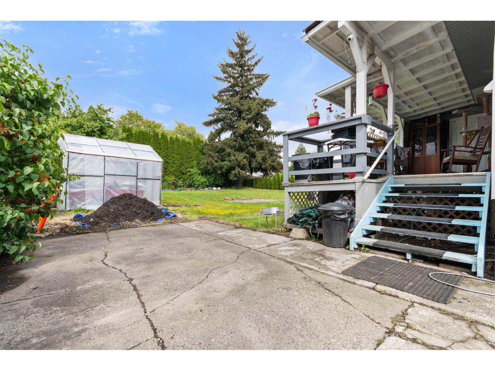 45573 Wellington Avenue Property Photo 17